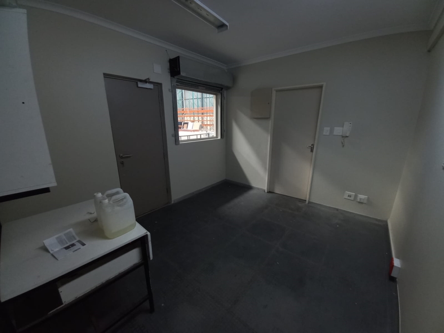 To Let commercial Property for Rent in Montague Gardens Western Cape